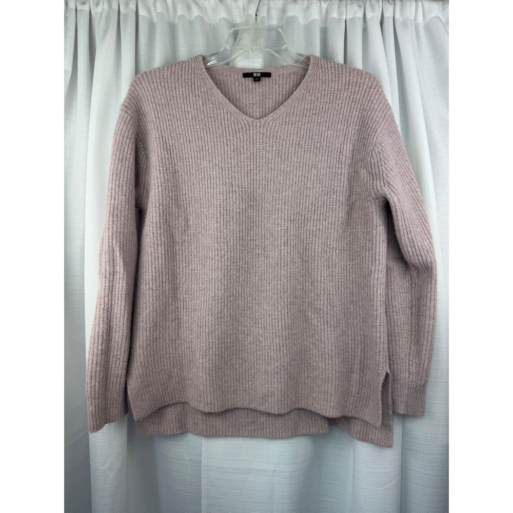 Uniqlo Womens Mauve Shaker Rib Knit V-Neck Sweater Size L WOOL Blend Taupe Pink